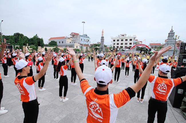 Người trẻ cần Thần Tượng