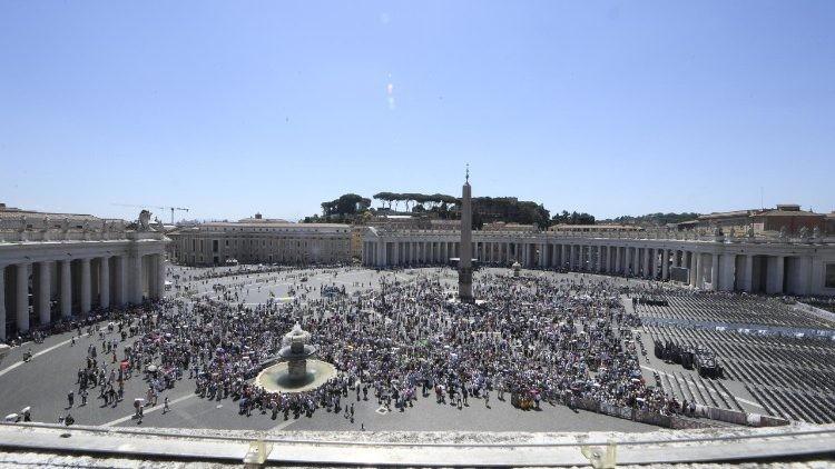 Ủy ban Liên bộ về AI của Vatican họp lần đầu tiên